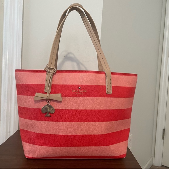 Kate spade hawthorn lane handbag - GUC - Picture 10 of 16